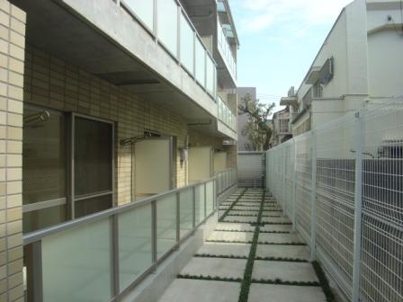 カリーノ代々木上原 窓先　