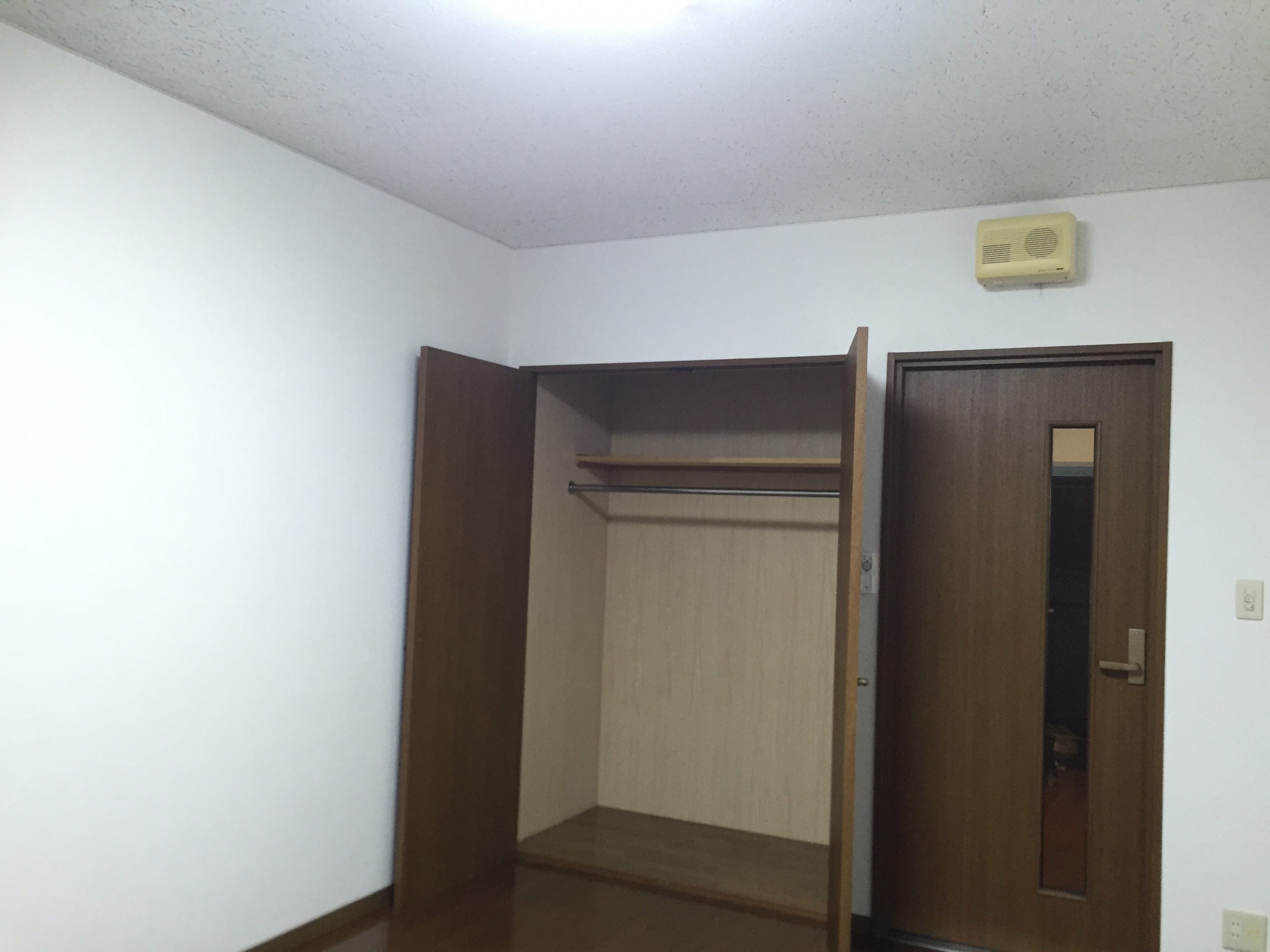 居室（同タイプ参考写真　左右反転タイプ有り）
