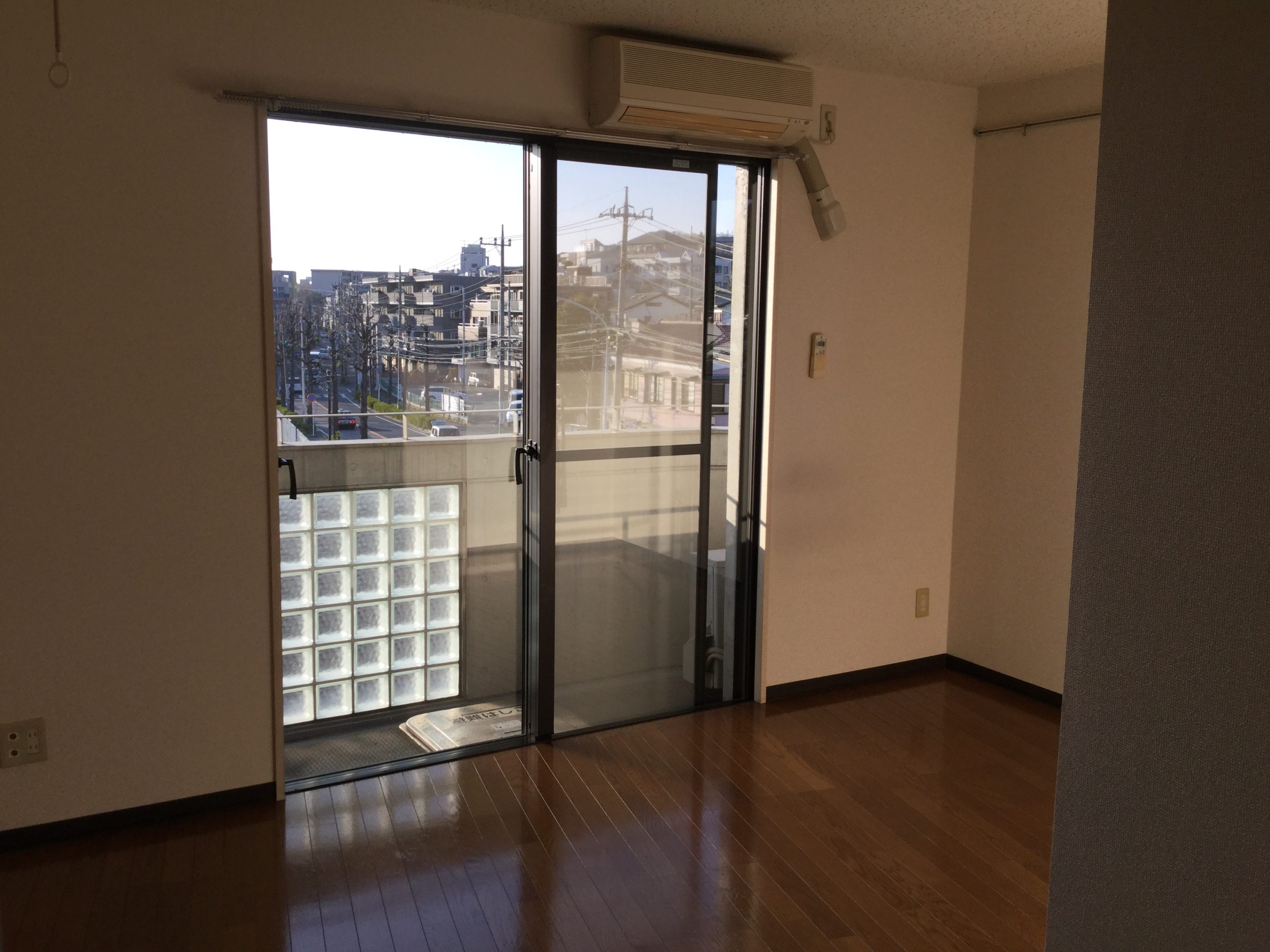 居室Dタイプ（同タイプ参考写真　左右反転タイプ有り）