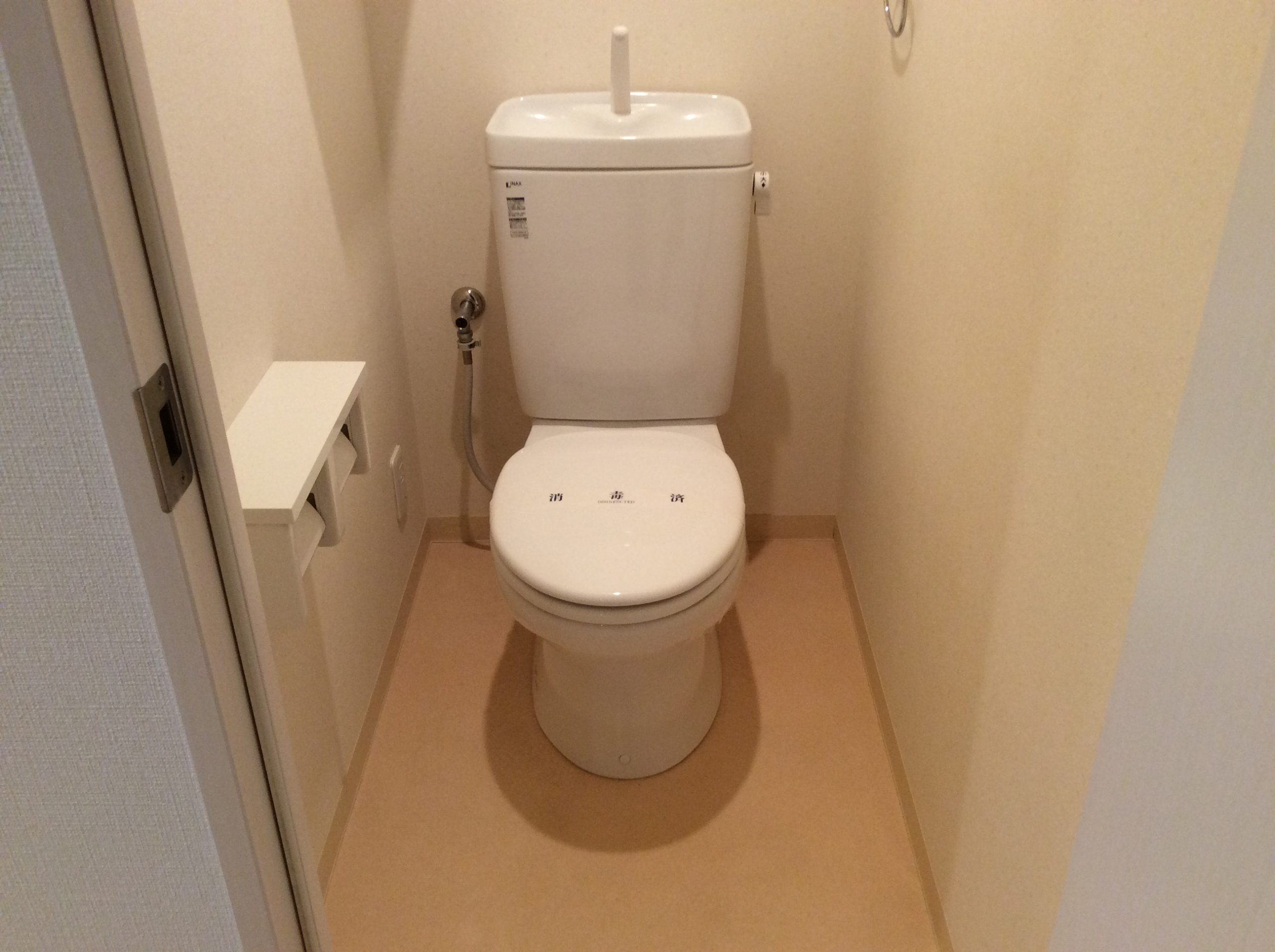 トイレCタイプ（同タイプ参考写真　左右反転タイプ有り）