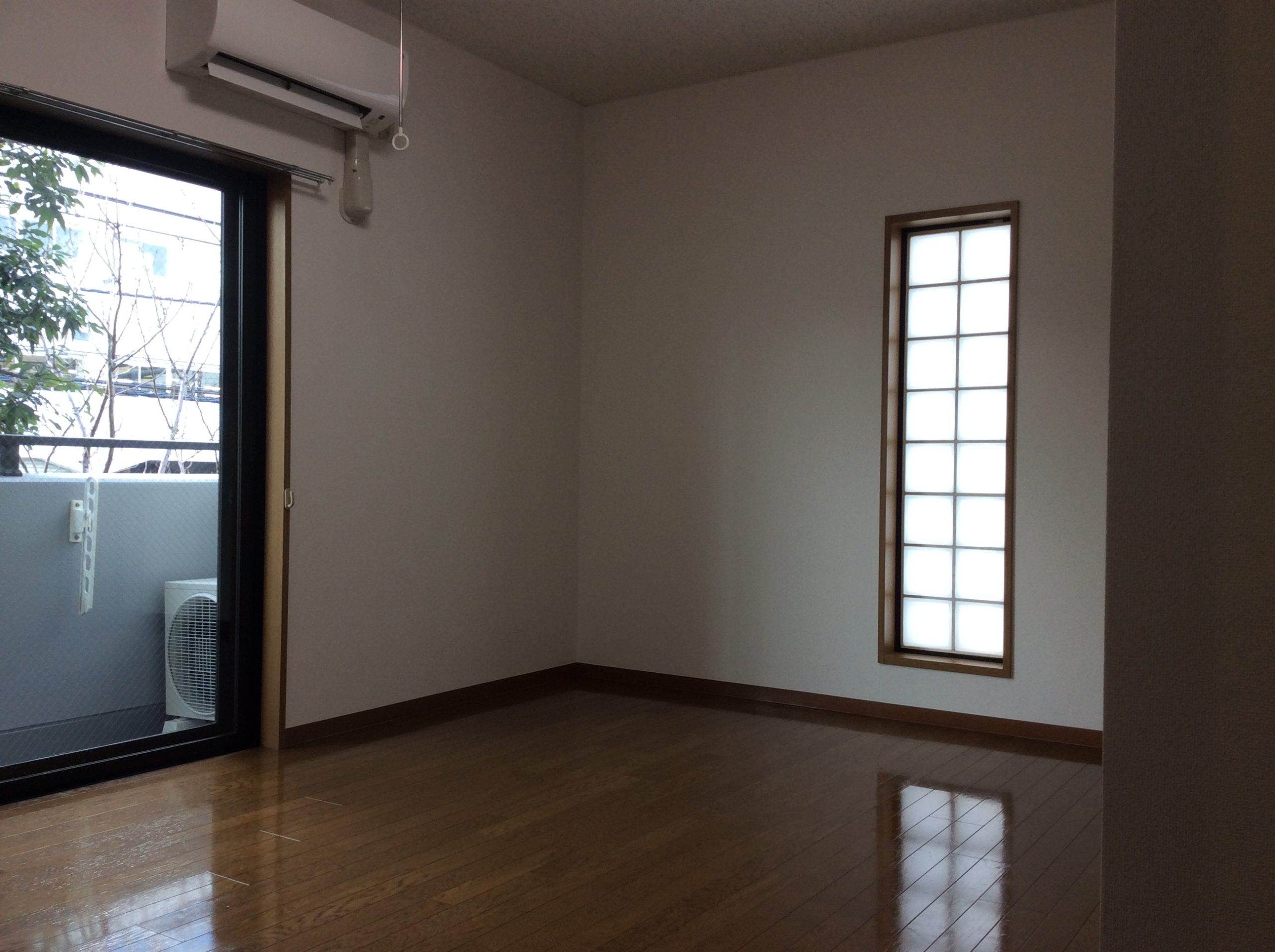 居室Bタイプ（同タイプ参考写真　左右反転タイプ有り）