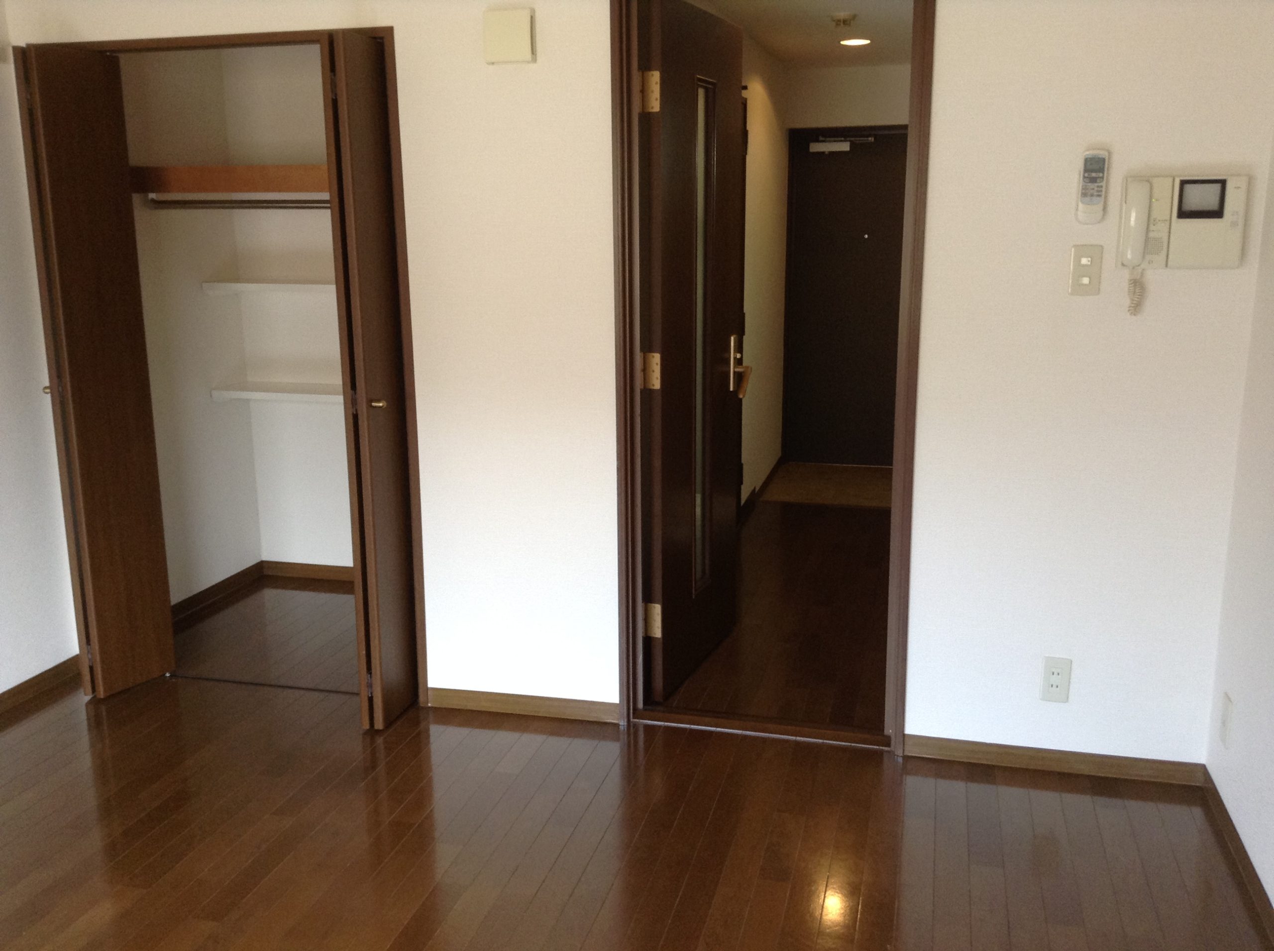居室Aタイプ（同タイプ参考写真　左右反転タイプ有り）