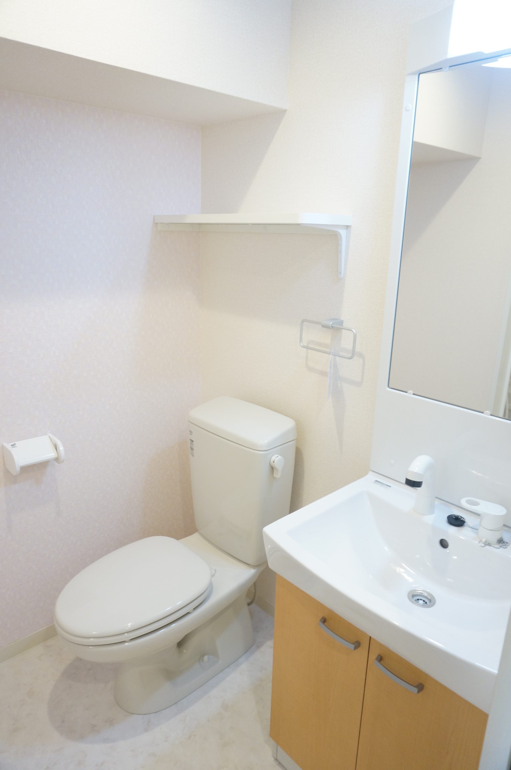 洗面台、トイレEタイプ（同タイプ参考写真　左右反転タイプ有り）