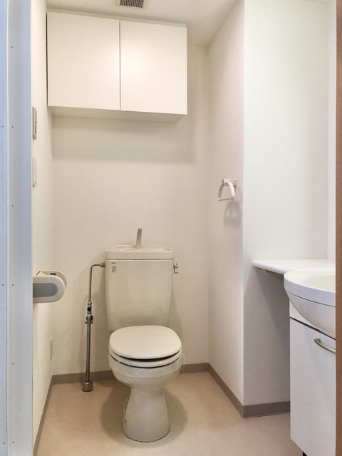 洗面所・トイレBタイプ（同タイプ参考写真　左右反転タイプ有り）