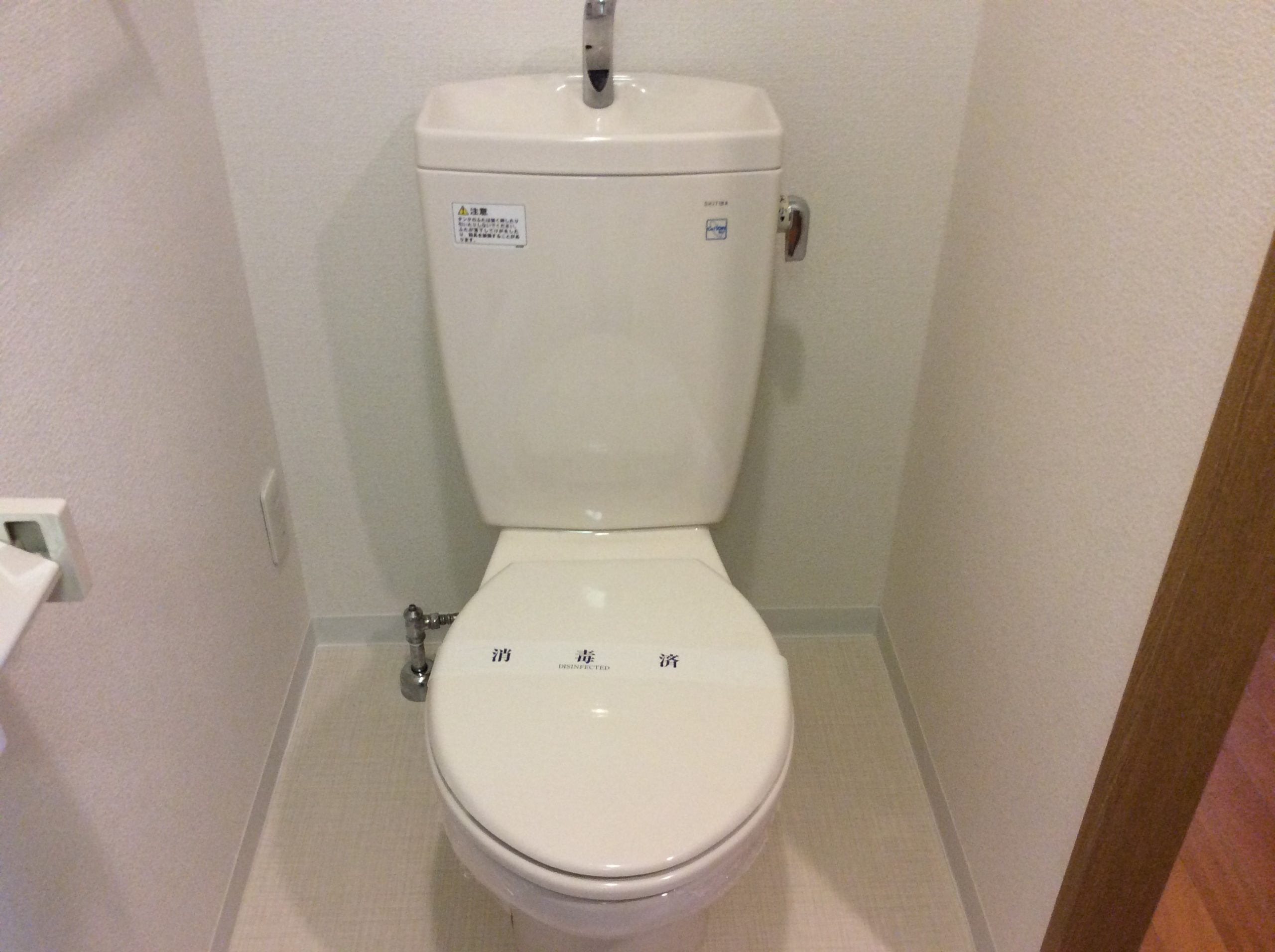 トイレBタイプ（同タイプ参考写真　左右反転タイプ有り）