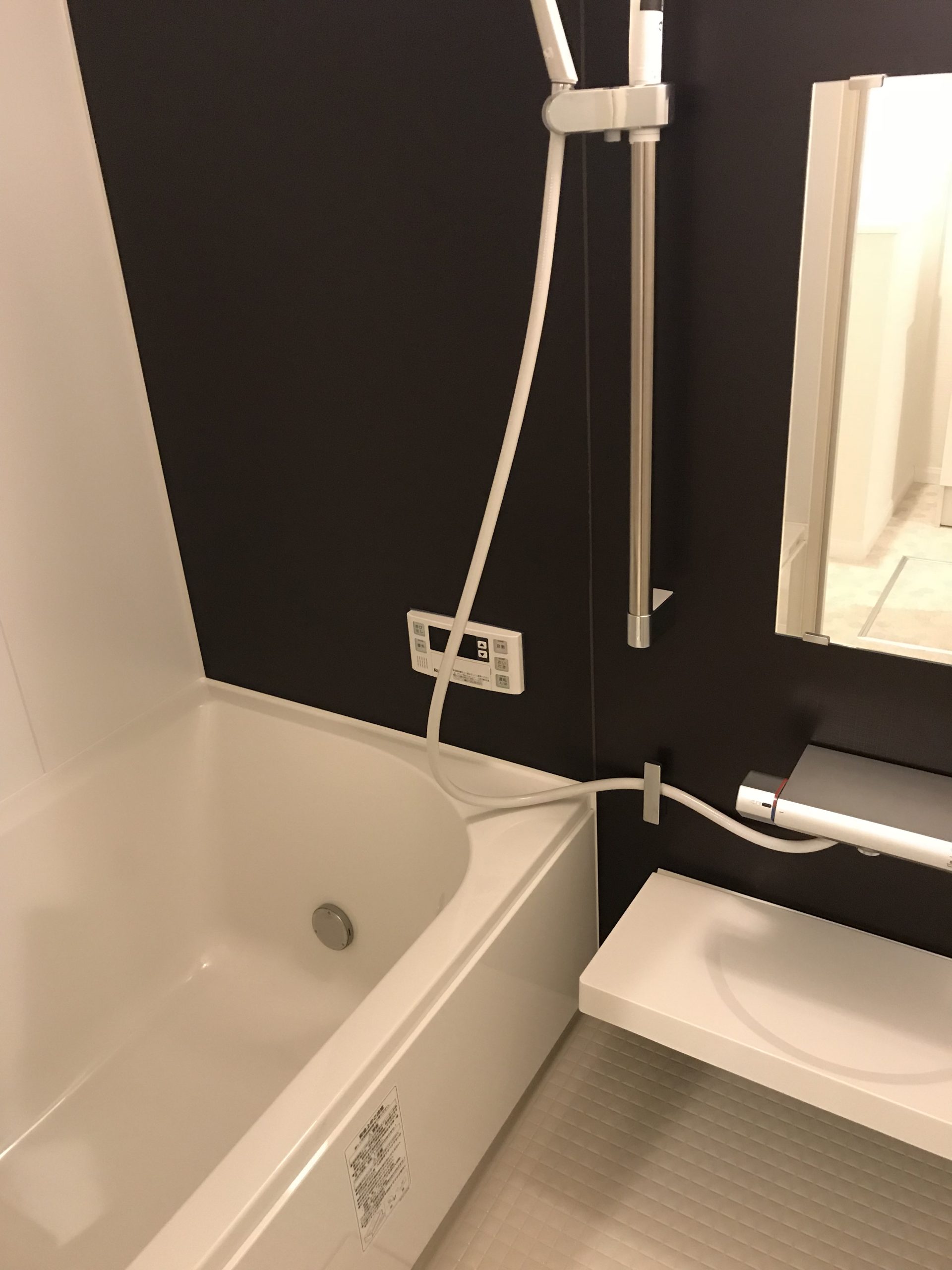 Cタイプ　ユニットバス（同タイプ参考写真　左右反転タイプ有り）