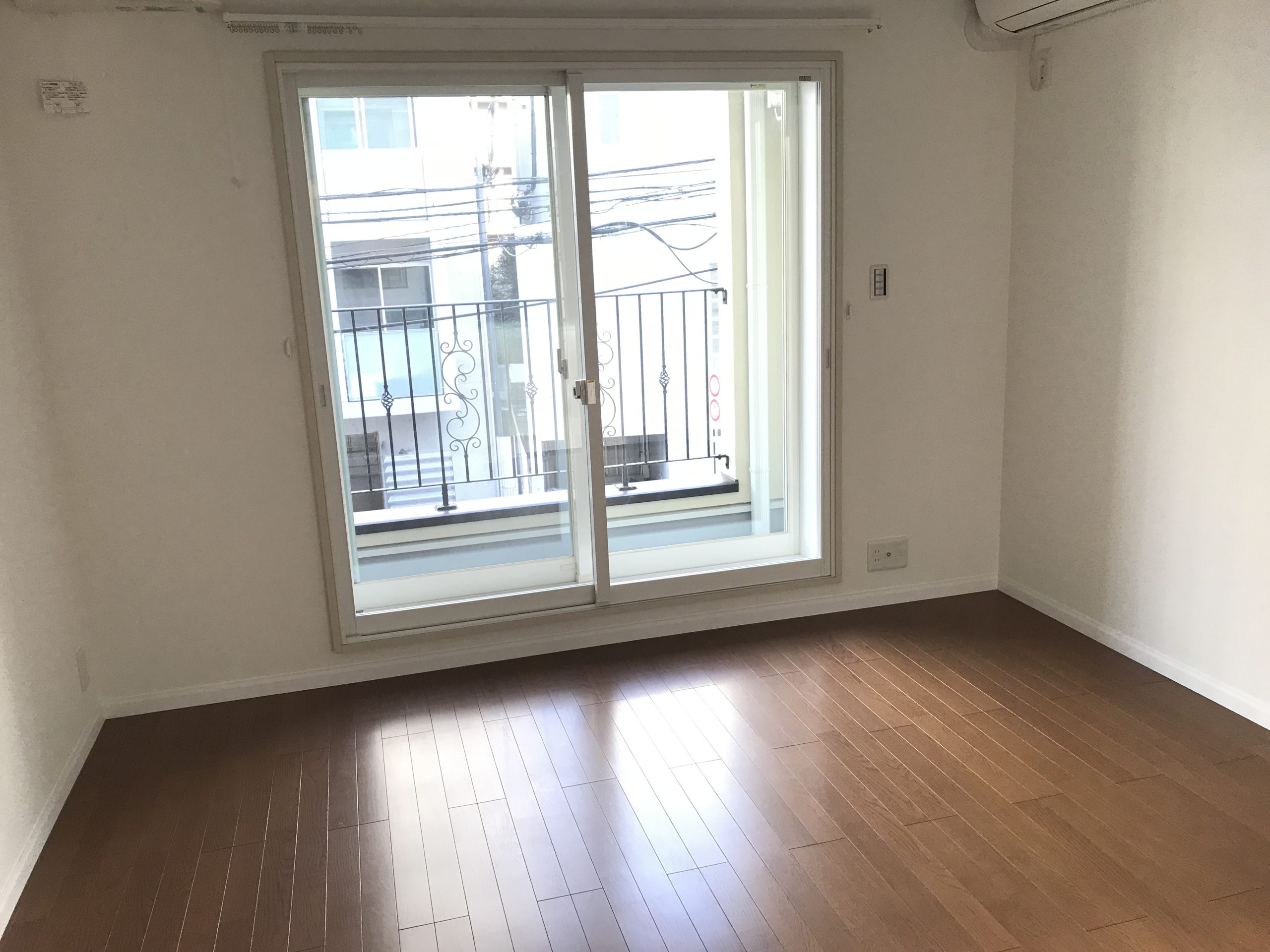 Cタイプ　居室（同タイプ参考写真　左右反転タイプ有り）