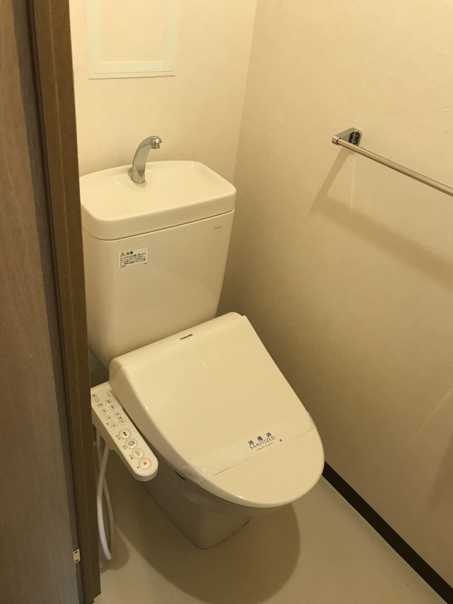 トイレDタイプ（同タイプ参考写真左右反転タイプ有り）
