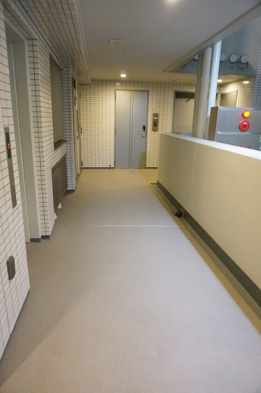 [Sonare]ル　ジャルダン　ヴァレ A1タイプ 共用廊下