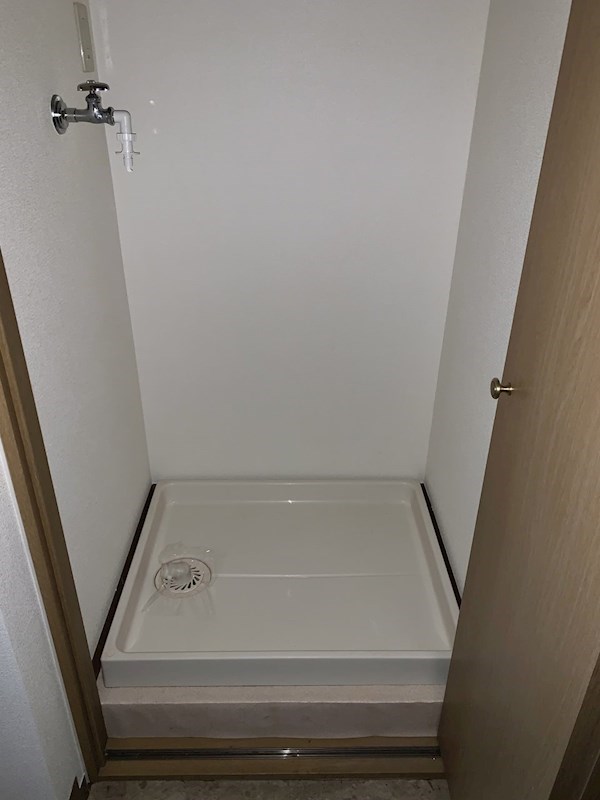 [Sonare]サーフウッド Aタイプ 洗濯機置場同タイプ別部屋参考写真、左右反転あり